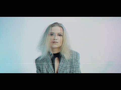 Milena Brody - Pienso demasiado (Videoclip)