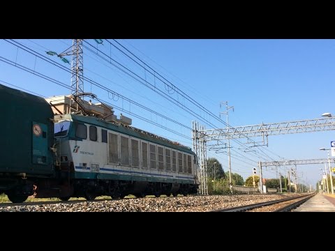 E.633-224 + CARRI CHIUSI TRANSITO STAZIONE DI VILLASANTA