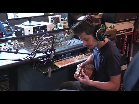 Recording Ukulele on the R-122 MKll