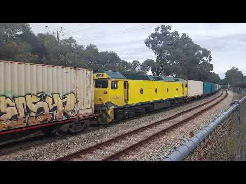 aurizon 4PM1(TGE) service from Perth to Melbourne  via dry Creek north yard