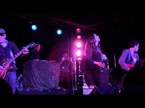 Thievery Corporation - Sweet Tides