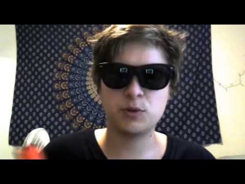 Pax 2 Vaporizer Review by Paint the Moon