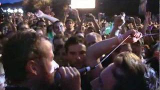 The National- &quot;Mr. November&quot; *Matt Sings to Little Girl* (HD) Live at Lollapalooza on August 8, 2010