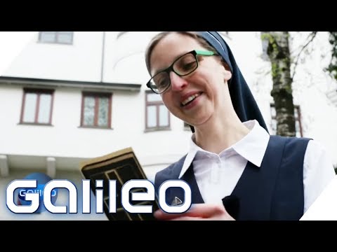 Wie schwer fällt Ihnen das Zölibat? 10 Fragen an eine Nonne | Galileo | ProSieben