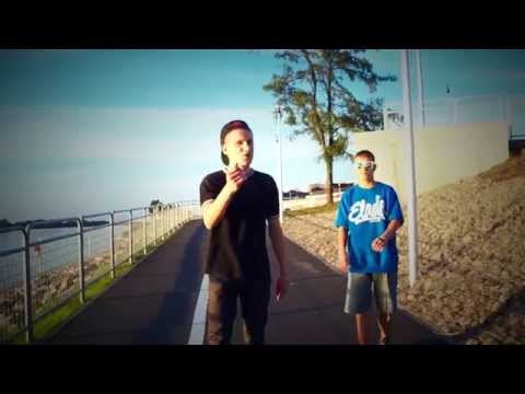 Aquil - Być sobą (ft.TomaS) (Oneshot)