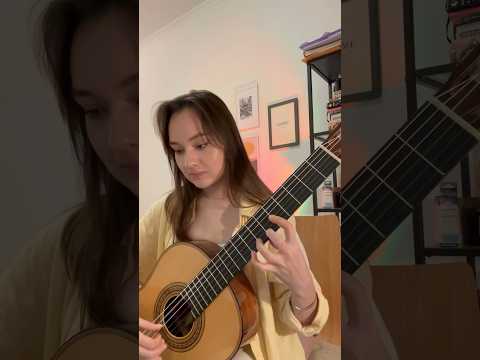 Liebertango💃🏽🔥#guitar #classicalguitarist #classicalmusic #guitarra #tango #piazzolla #libertango