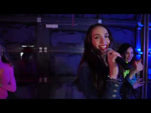 Lona Retro Party Mix