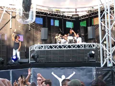 Hardsoul Live ft Mavis - Castle of Love 21-08-2010 (3/3)