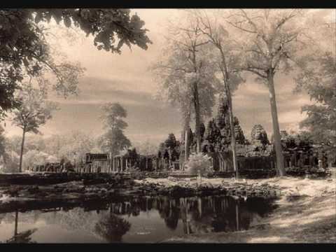 Reatrey Bompleach Min Ban(sin sisamouth)