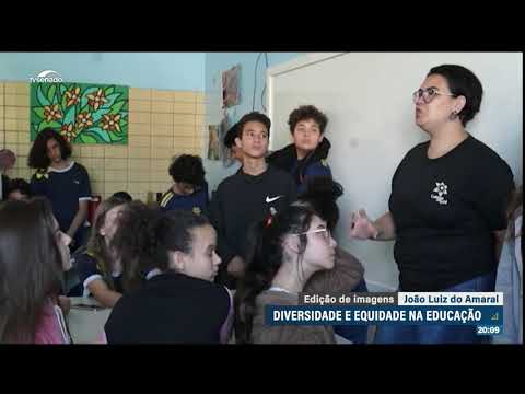 Lei que garante diversidade na educação ainda enfrenta obstáculos, dizem debatedores