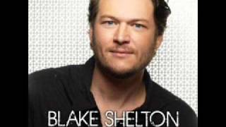 Blake Shelton - Who Are You When Im Not Looking