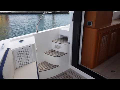 BENETEAU SWIFT TRAWLER 35 BENETEAU SWIFT TRAWLER 35