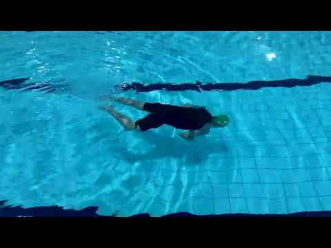 Gold Swimming Badge: Requirements and Preparation for the Exam