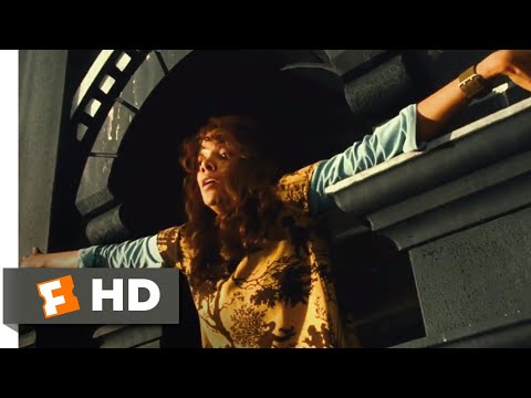 Catwoman (2004) - On A Ledge Scene (1/10) | Movieclips