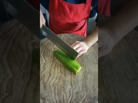 Cucumber Cutting Style for Salad, #shorts