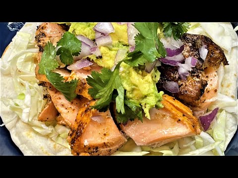 Salmon Tacos l Taco Tuesdays l Mexican Street Food  l Fish Taco Recipe #salmontacos #gastroguru