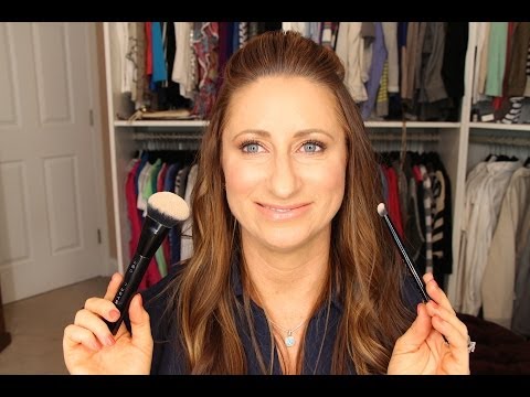 marc jacobs beauty the conceal full cover correcting brush
