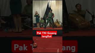 Download lagu Pak TNI Goyang JangDut #tni #goyang #jaipong #jaipongan #dangdut #lemes #sekali #gerakandasar #gemes mp3