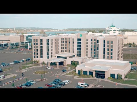 Shop, Dine, Play & Stay at Embassy Suites by Hilton at Destiny USA