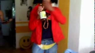 Bluemchen mit kleiner Satellit