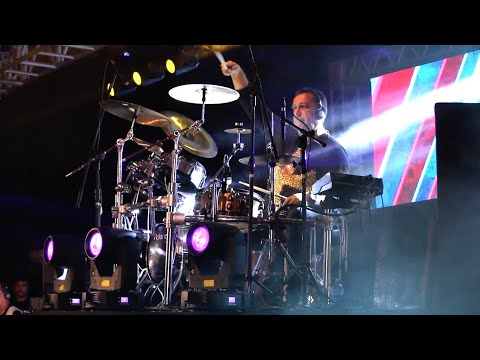 Grafith 28 Anos - The Show Must Go On (Queen)