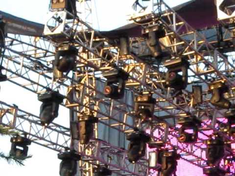 EDC 2009 Circuit Grounds: Cosmic Gate - Should Have Known (Wippenberg Remix)
