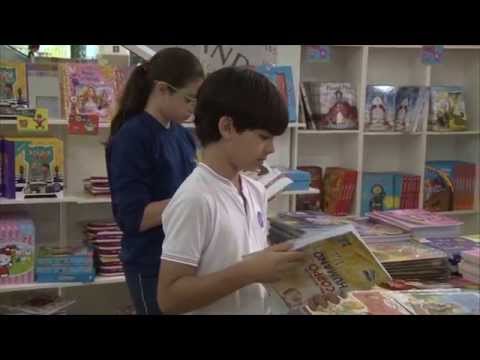 TJ UFSC 01/10/15 - Feira de livros Iguatemi/Professor Eduardo Meditsch ganha prêmio nacional