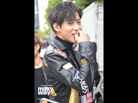 BAMBAM (뱀뱀) GOT7 (갓세븐) Dance - Girl group & speed dance