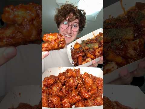 British Guy Ranks Korean Fried Chicken For The FIRST Time!