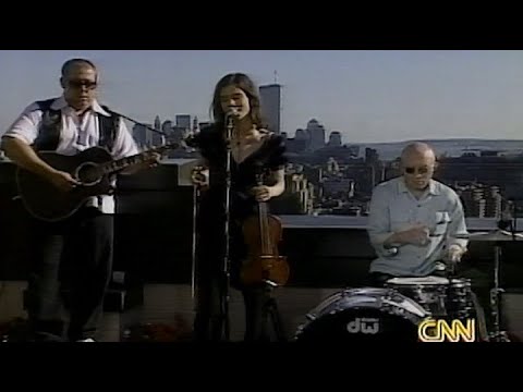 10,000 Maniacs - Live TV Performance - CNN Showbiz Today NYC, NY. June 27, 1997
