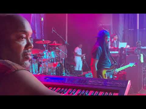 Shabba Ranks featuring RealestGuitsi and RUFFKUTT 9miles festival