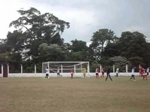 Gol do União no jogo-treino contra o Inter-SM.wmv