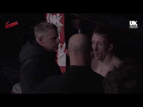 Aaron Small vs Ruairi Lavery - UKFC 18
