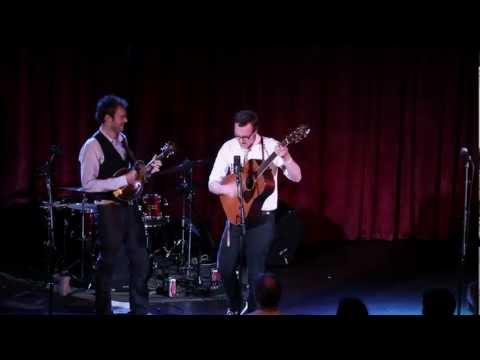Chris Thile & Michael Daves: Sleep With One Eye Open