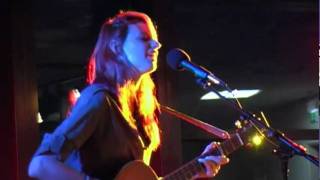 Laura Marling - The captain &amp; the hourglass (live cover at &#39;Acoustic @The Spa&#39;))
