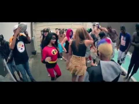 MC Bin Laden e Mc Briquedo - TchuPlin TchuPlin (Clipe Oficial)