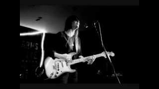 She Keeps Bees -The Flies