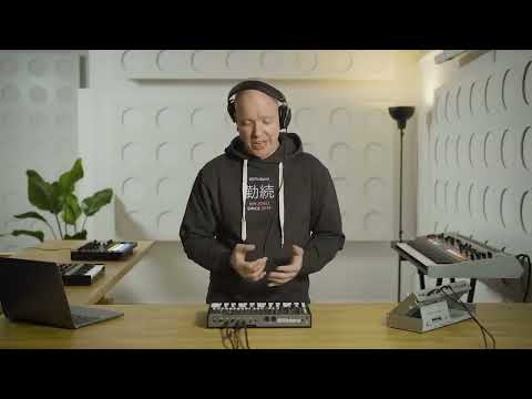 Roland Boutique JX 08 Synthesizer