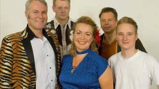 Saturn Girl &amp; the Toneheroes - Love me to pieces (Janis Martin cover)