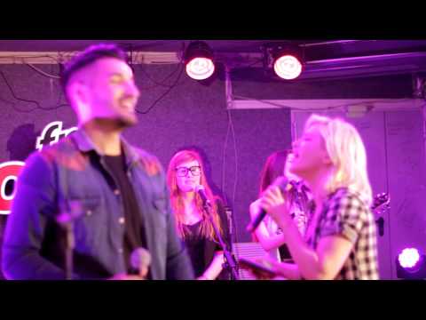 Loredana şi Nadir - Medley (Apa, Prietena ta, O sărutare) | LIVE în DEŞTEPTAREA