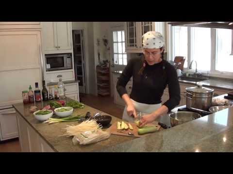 download lagu mp3 mp4 Asian Tuna Noodle Salad, download lagu Asian Tuna Noodle Salad gratis, unduh video klip Asian Tuna Noodle Salad