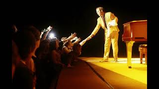 Elton John - Mama Can't Buy You Love (Live In Los Angeles 10/6/1979)