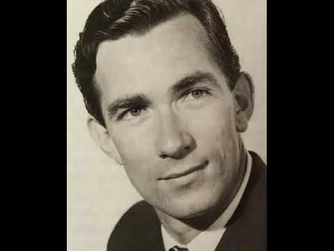 Geoffrey Chard - "It's back again" THE NOSE (Shostakovich) 1972