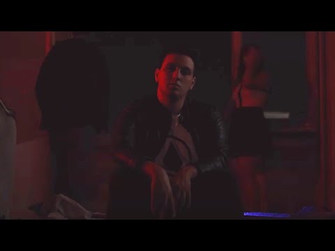 DEEKO FEAT. CROSSOVER - FUCK FAKE FRIENDS (VIDEOCLIP OFICIAL)