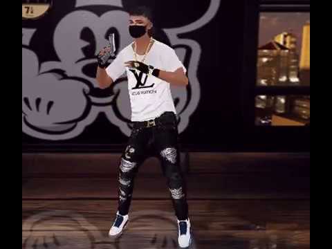 Bruce Little: capsule 9 Hola Chica