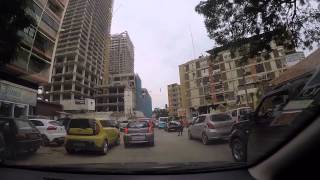 preview picture of video 'No trânsito da cidade de Luanda'