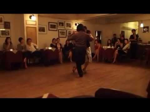 2012 El Bulin Christmas Party - Leonel y Florencia - El Bulin de la Calle Ayacucho