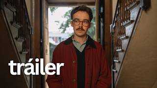 LEONARD Y HUNGRY PAUL (Filmin) | Tráiler español - Serie de comedia narrada por Julia Roberts