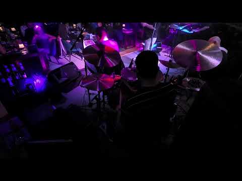 Aliyar Kinik- Oguz Aksaç / Yüce Dag Basinda Yanar Bir Işık Live in Wuppertal #drums #türkü #live