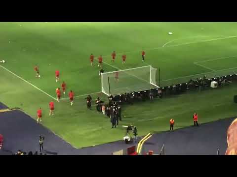 17/3/22 AS Roma vs Vitesse 1-1 il momento del riscaldamento dei giocatori della AS Roma sotto la Sud